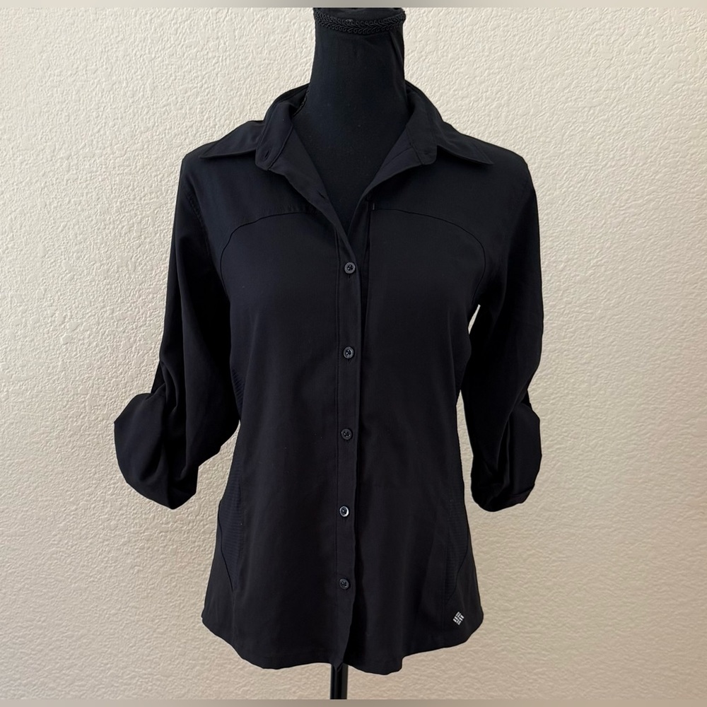 Colombia Women’s Omni-Shade Sun Protection Black Long Sleeve Button-Up Small